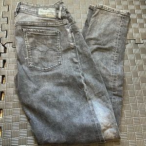 Men’s black diesel Jean sleenker